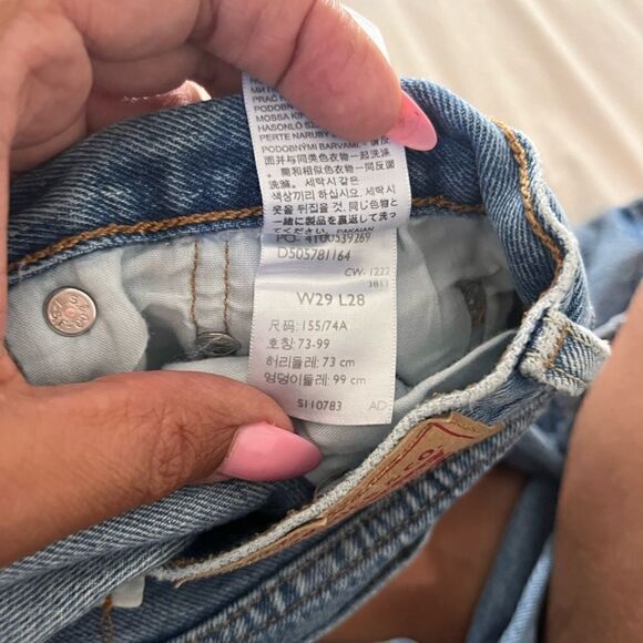 Levi Strauss 501 Jeans - Picture 6 of 9